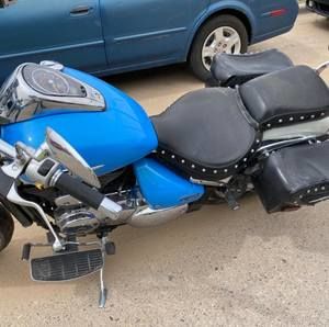 Meet your Posher, Gutzy